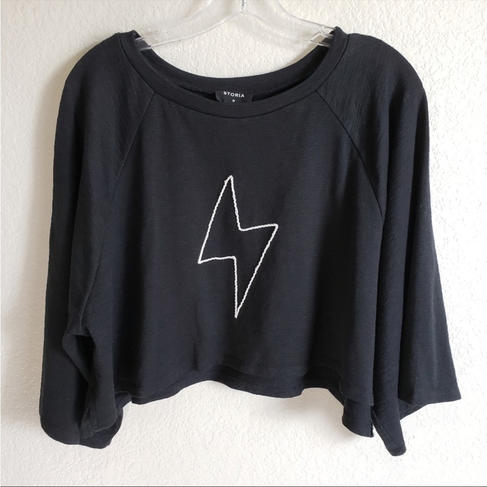 Storia Lightning Bolt Oversized Boxy Cropped Top - Picture 3 of 5